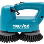 i-scrub-side-hand-held-570-370